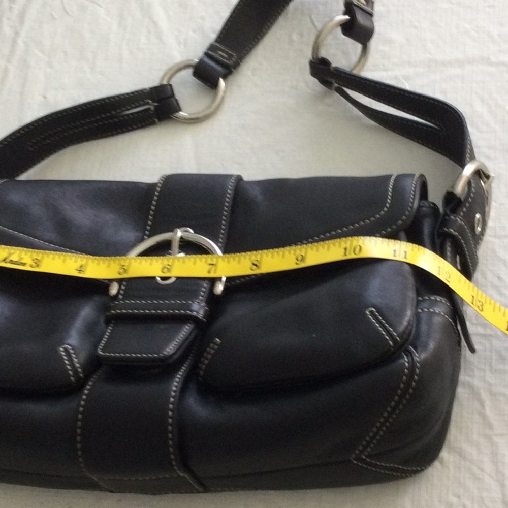 Vintage Coach Soho Black Leather Shoulder Bag - Picture 2 of 8
